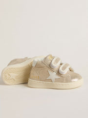 Junior June in sand-colored metallic suede with white leather star and heel tab