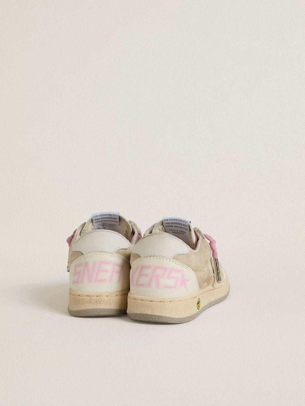 Junior Ball Star in pearl suede with leather star and heel tab