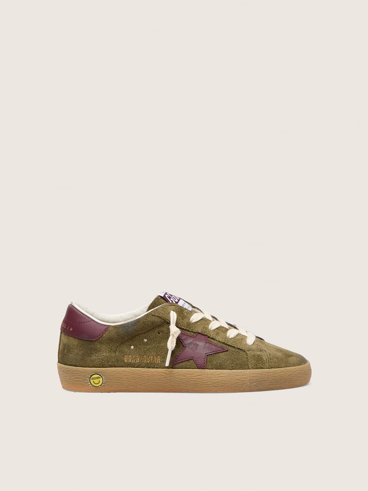 Young Super-Star in military-green suede with burgundy leather star and heel tab