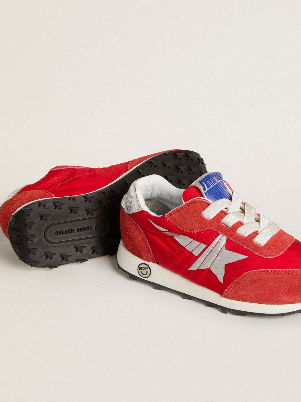 Young Marathon in red nylon with printed star and leather heel tab