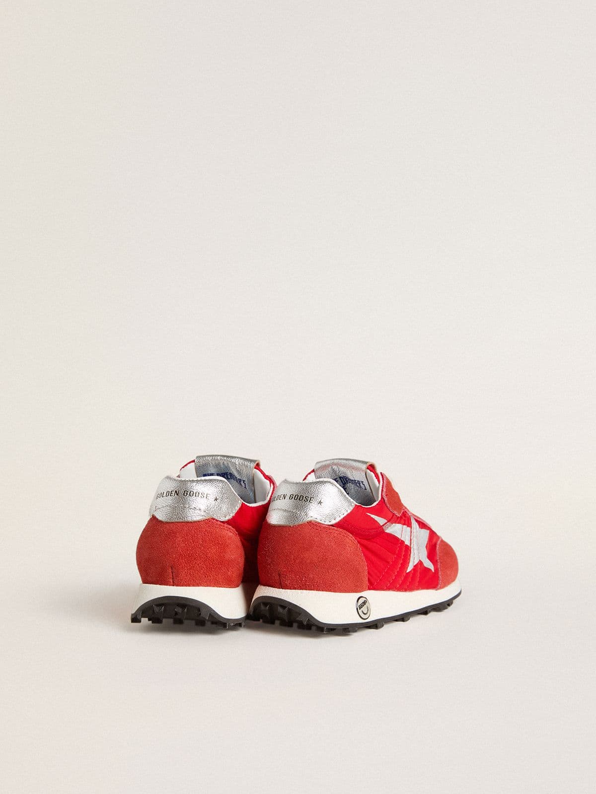 Young Marathon in red nylon with printed star and leather heel tab