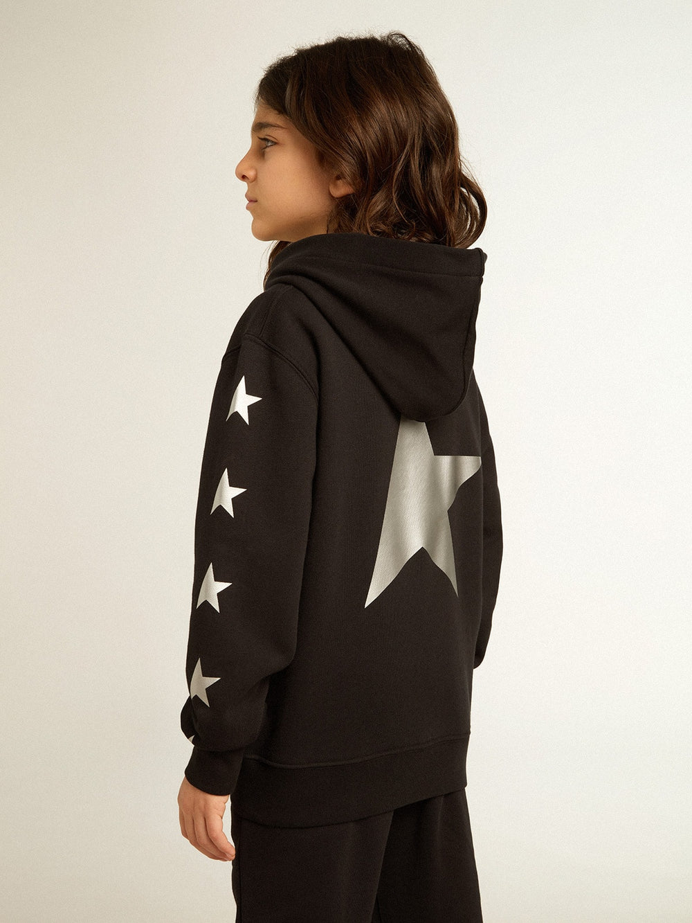Boys’ hooded sweatshirt in black with contrasting silver stars
