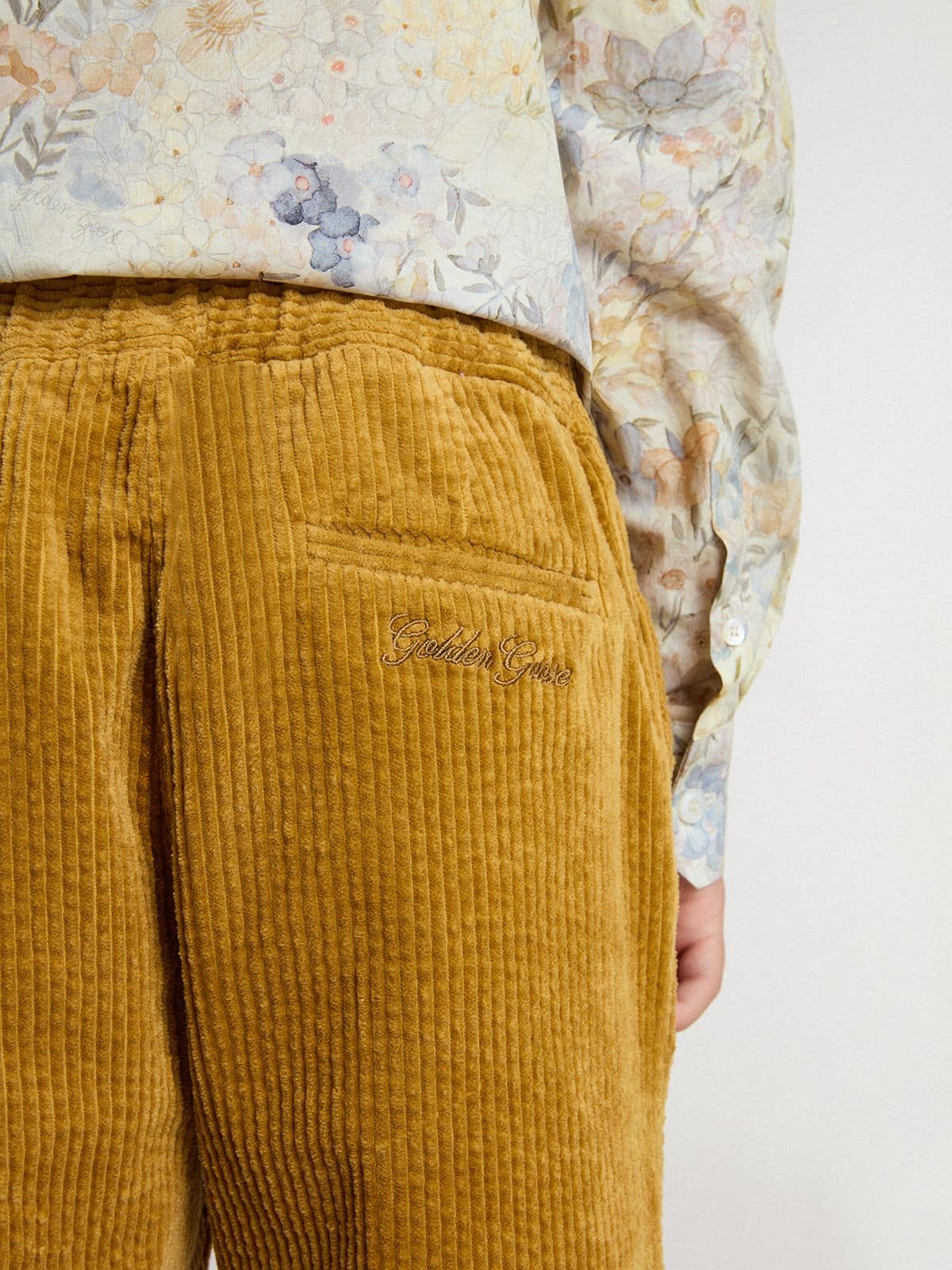 Boys' tobacco-colored chino pants with embroidery