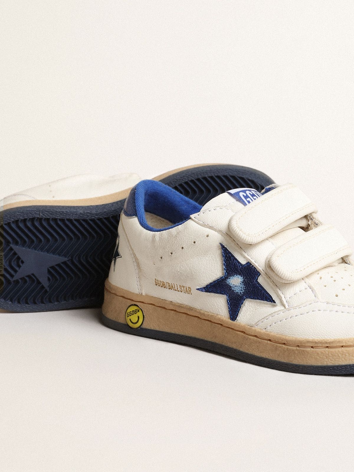 Ball Star Junior with blue metallic leather star and heel tab
