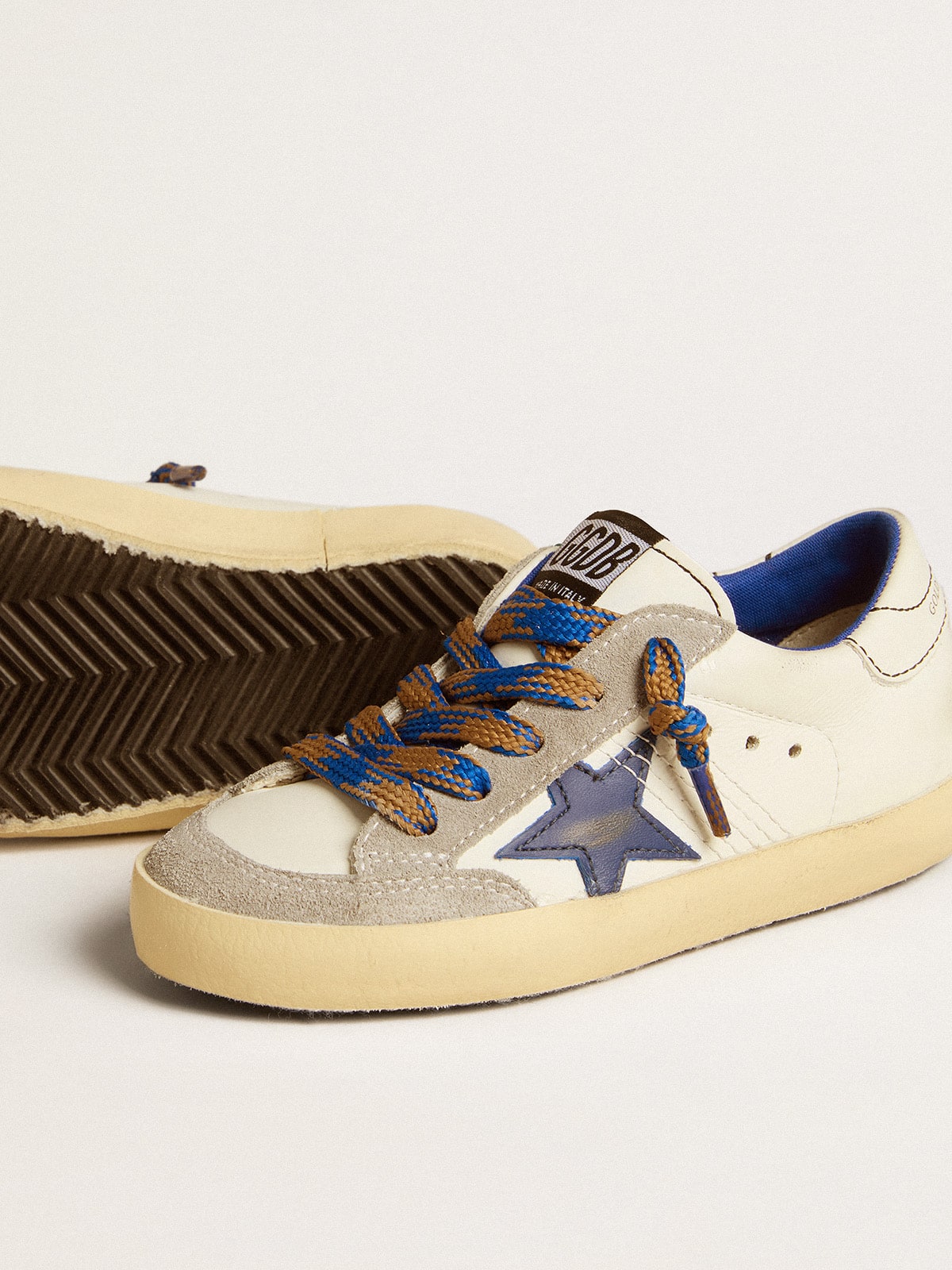 Super-Star Junior with blue leather star and ice-gray suede inserts