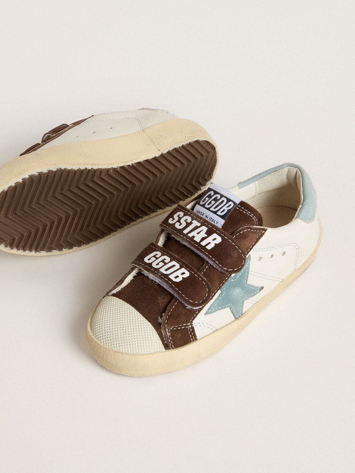 Old School Young in nappa with light blue suede star and brown suede inserts