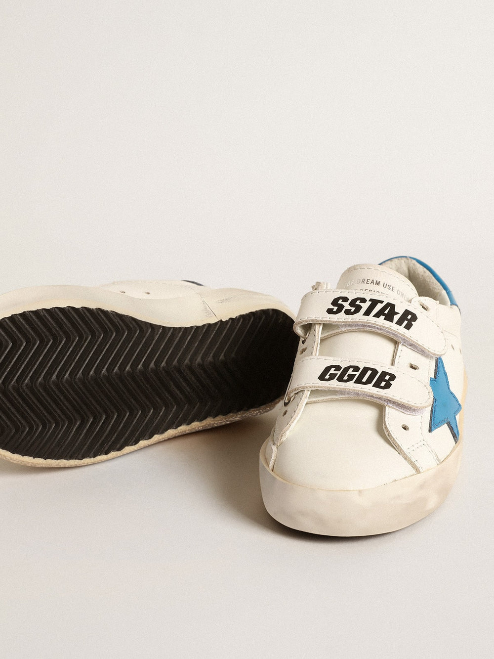 Old School Teen in leather with light blue star and heel tab